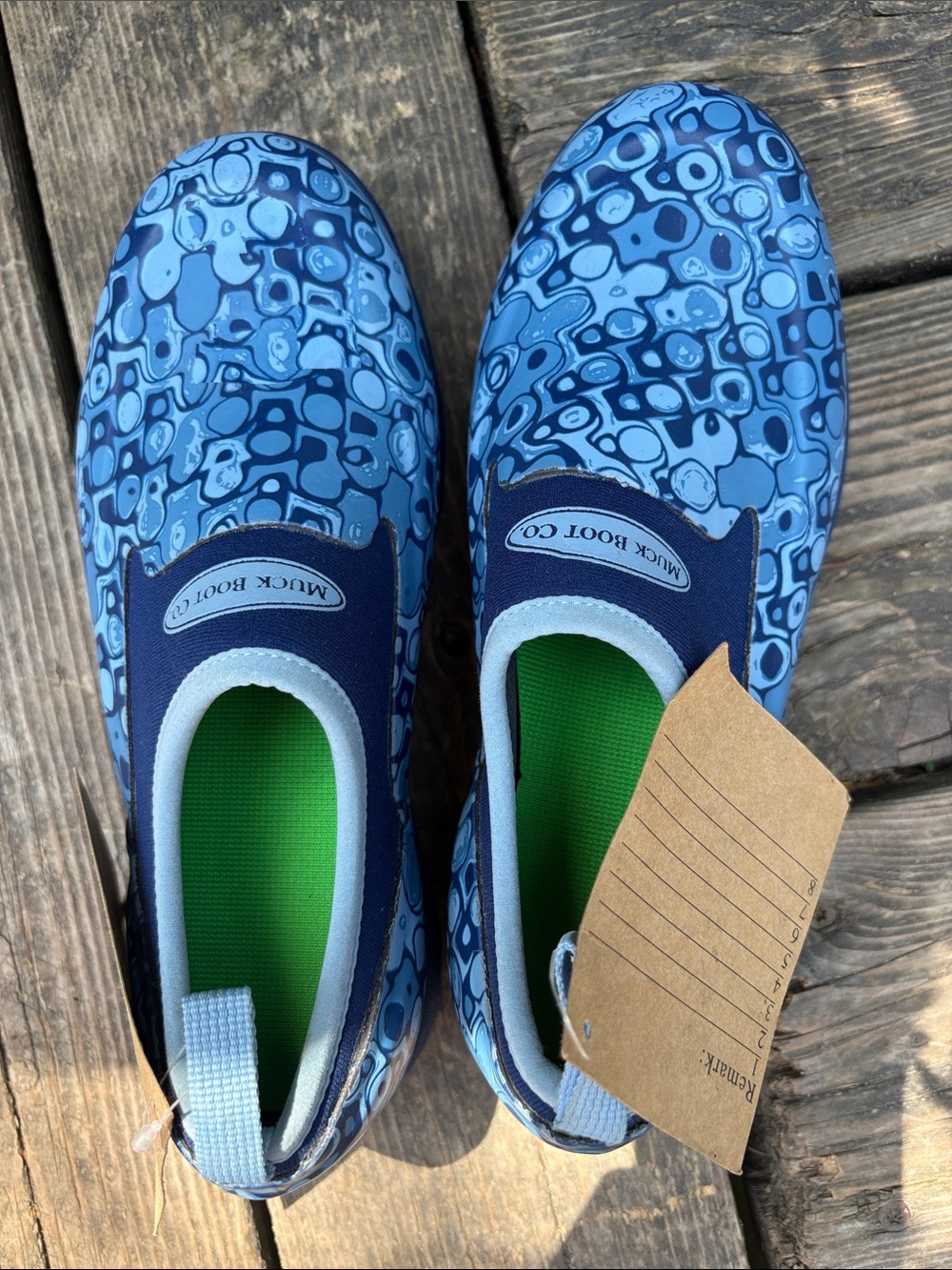 Muck Boot size 7.5 Blue Patterned Slip-On Garden Shoes - Picture 6 of 6